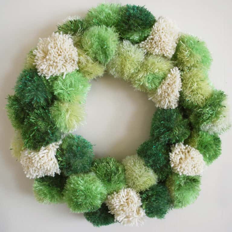 How to Make a Pom Pom Wreath