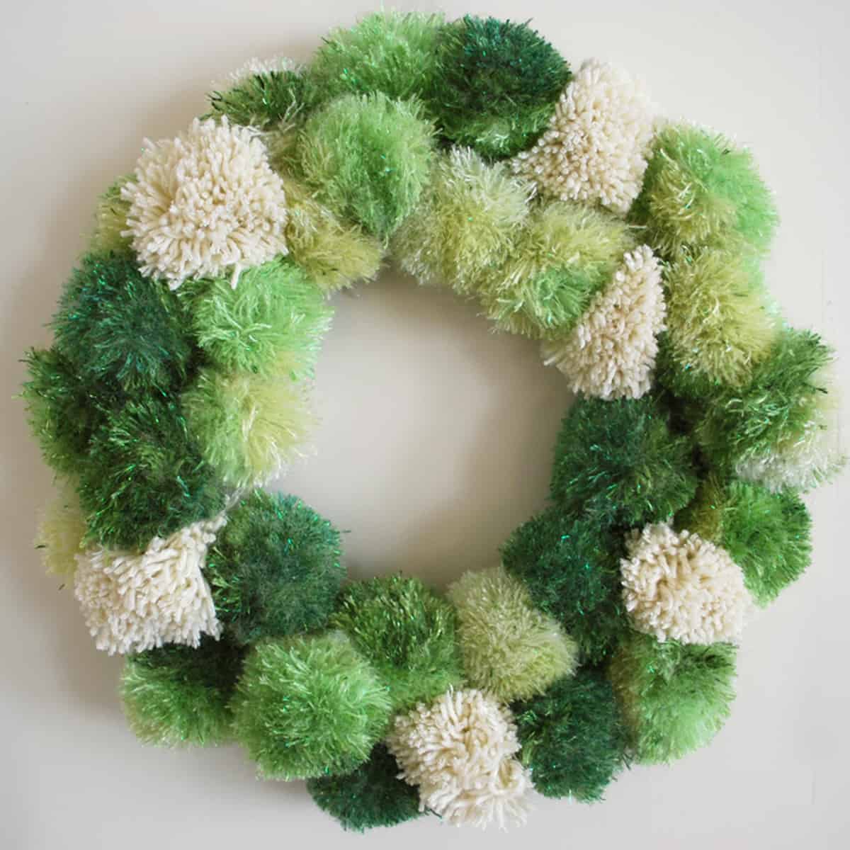 How to Make a Pom Pom Wreath - Studio Knit