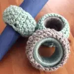 Knitted napkin rings on a table