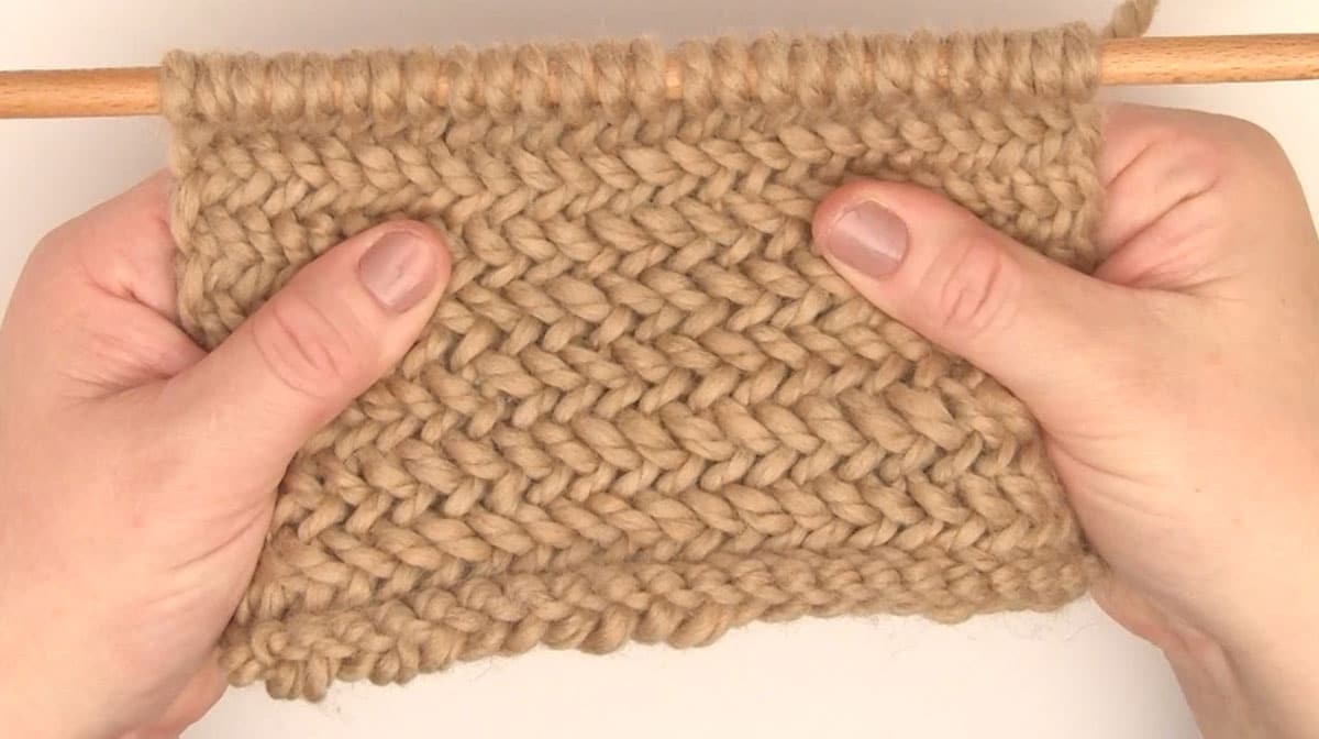 How to Knit the Herringbone Stitch with Easy, Free Knitting Pattern + Video Tutorial by Studio Knit