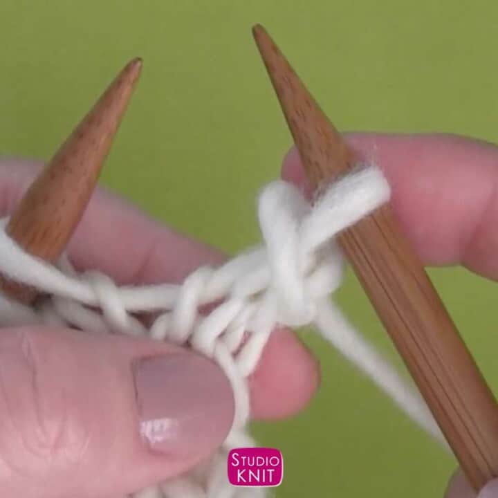 How to Cast Off Knitting Stitches in 5 Steps Studio Knit
