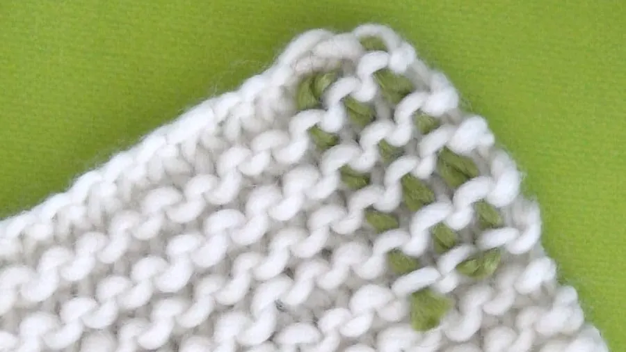 Learn How to WEAVE IN ENDS in the Absolute Beginner Knitting Series by Studio Knit
