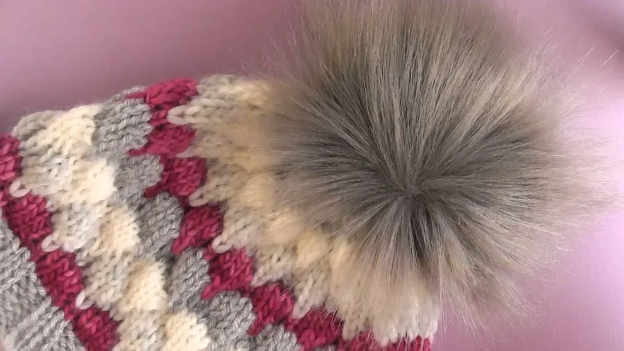 KNITTED HAT TOPPER How to Make a Faux Fur Pom-Pom with Studio Knit | DIY Craft