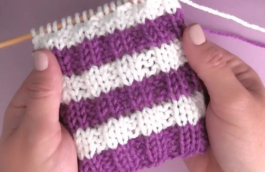 How to Remove Purl Dash Lines - Knit Stripes with Studio Knit