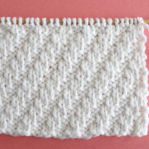 Right Side of Diagonal Rib Knit Stitch Pattern Easy for Beginning Knitters by Studio Knit