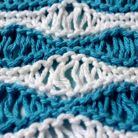 Sea Foam Wave Drop Knit Stitch Pattern with Easy Free Pattern + Knitting Video Tutorial by Studio Knit.