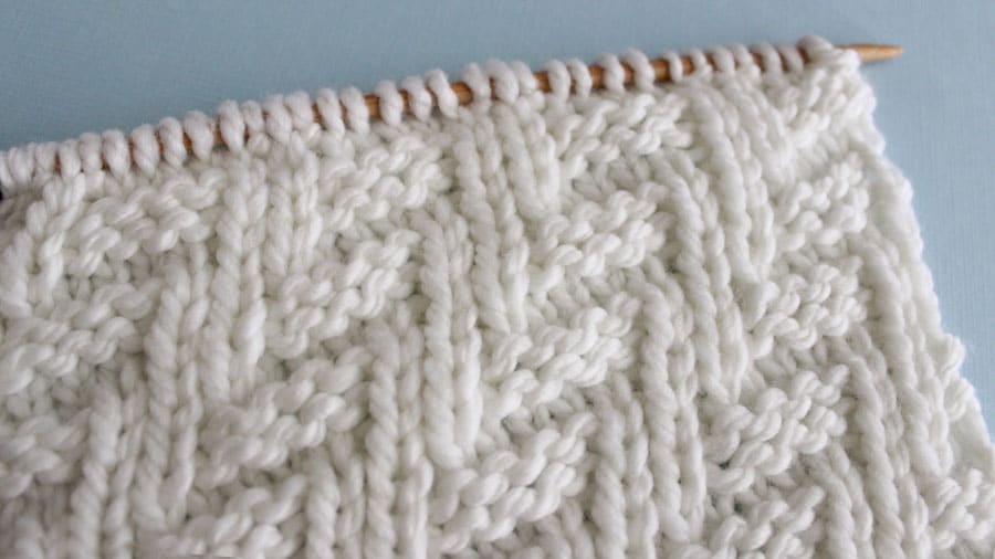 Diagonal Chevron Zigzag Stitch Knitting Pattern for Beginners Studio Knit