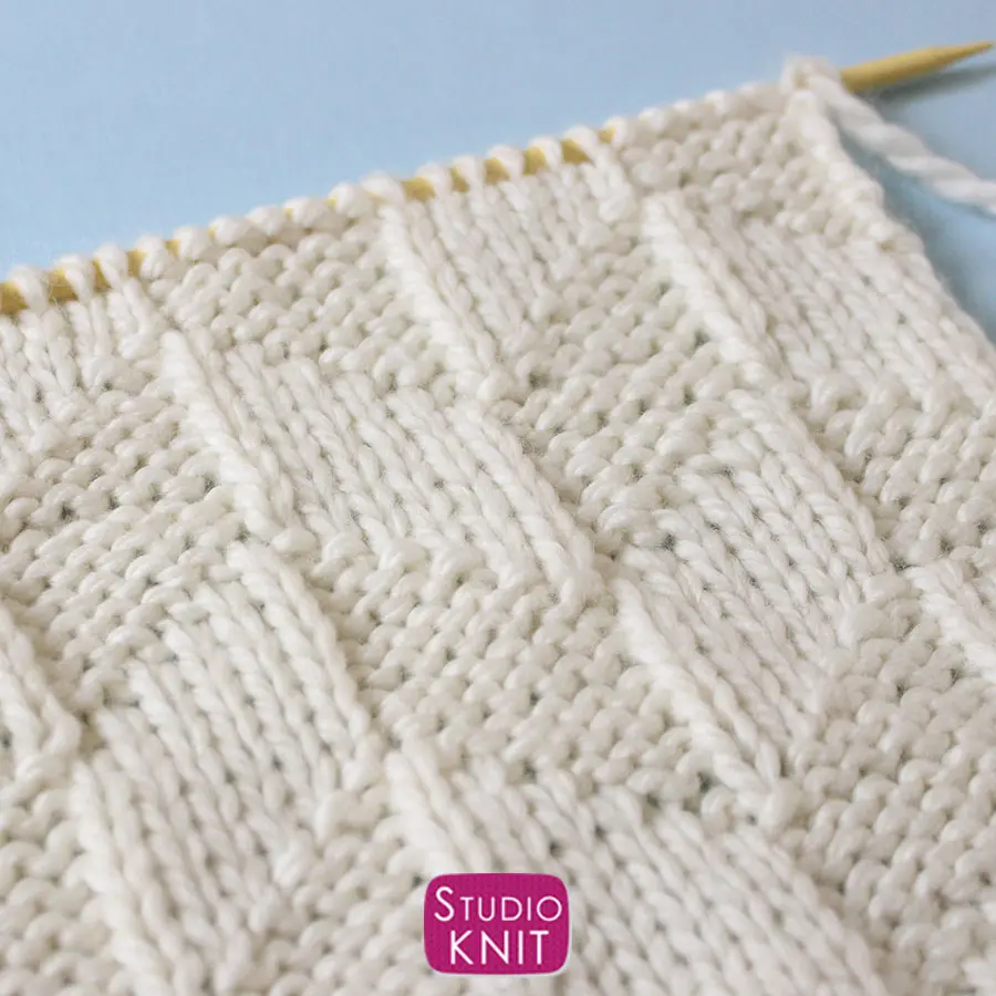 Close-Up of Parallelogram Stitch Knitting Pattern