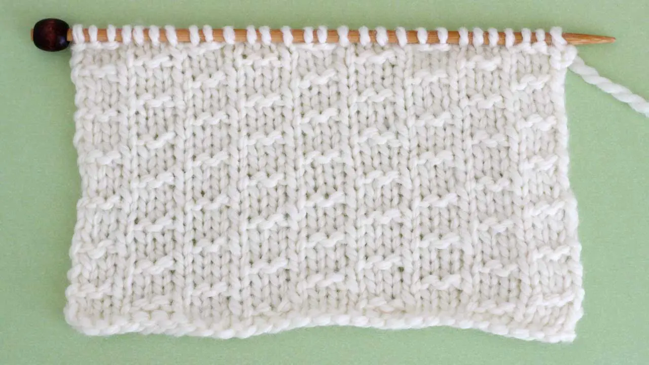 Double Fleck Stitch Knitting Pattern