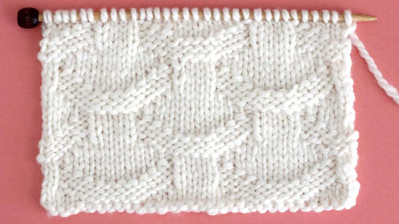 How to knit a super easy Knit and Purl stitch pattern