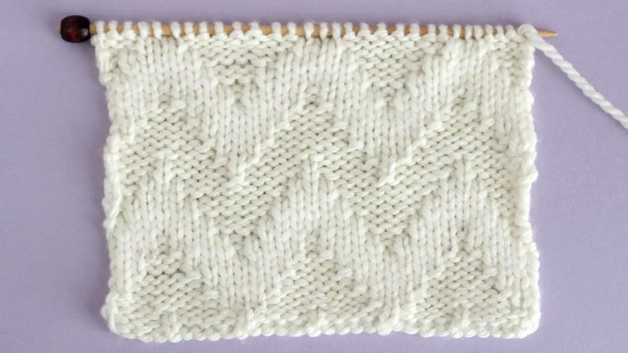 Wide Chevron Zigzag Stitch Knitting Pattern