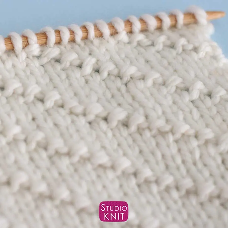 Close-up of the Diagonal Seed Stitch Knitting Patter