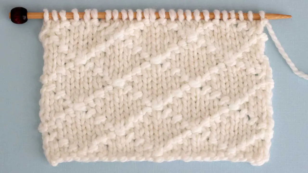 Diamond Brocade Stitch Knitting Pattern