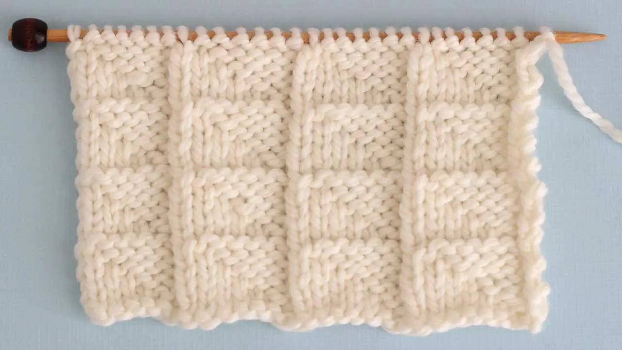 Collection of different knitting stitches to use in your own projects 