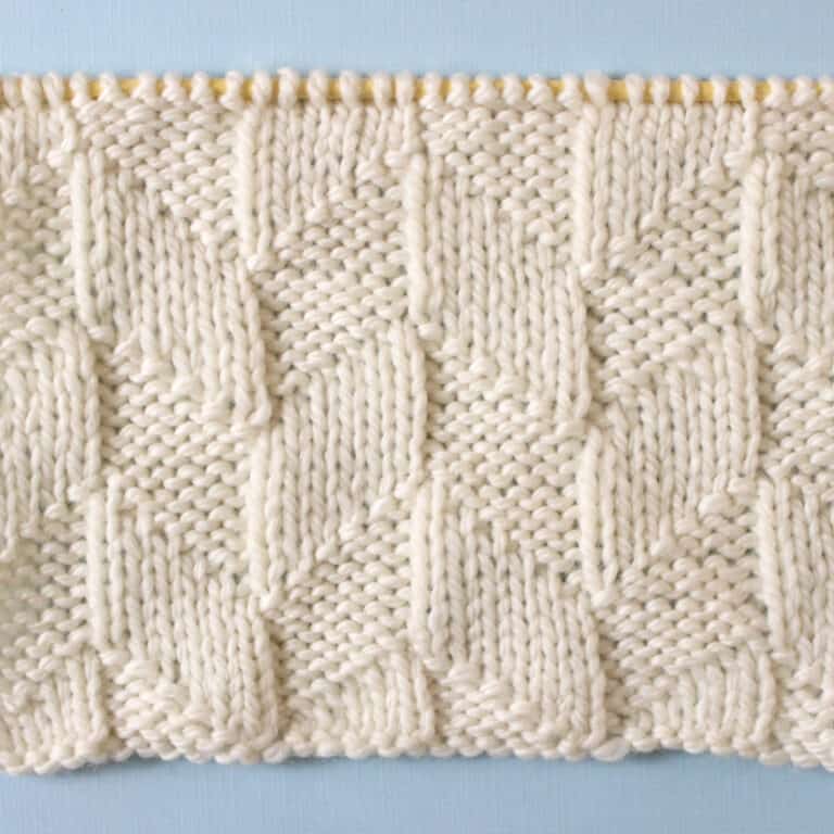 Parallelogram Stitch Knitting Pattern for Beginners