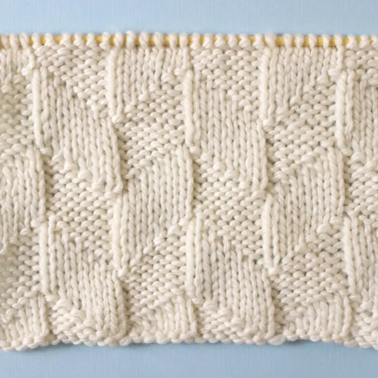 Parallelogram Stitch Knitting Pattern for Beginners