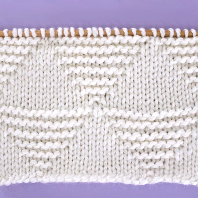 Large Stacked Triangle Stitch Knitting Pattern for Beginners