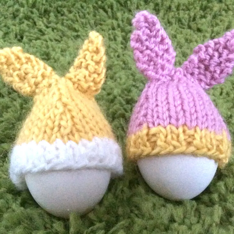 Easter Bunny Egg Cozies Knitting Pattern