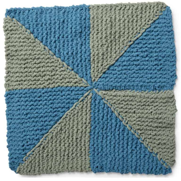 Knitted Pinwheel Square Pattern