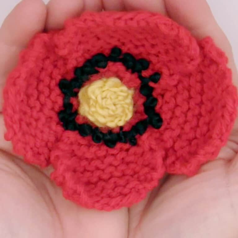 Poppy Knitted Flowers Pattern