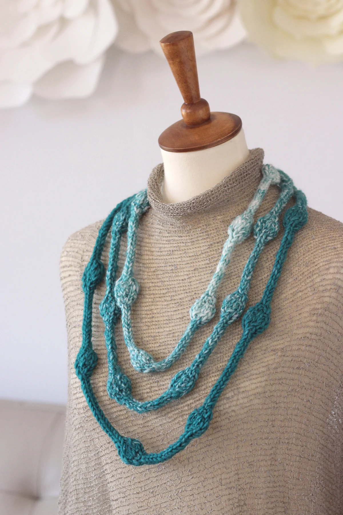 How to Knit a Necklace with Beaded Texture - Studio Knit