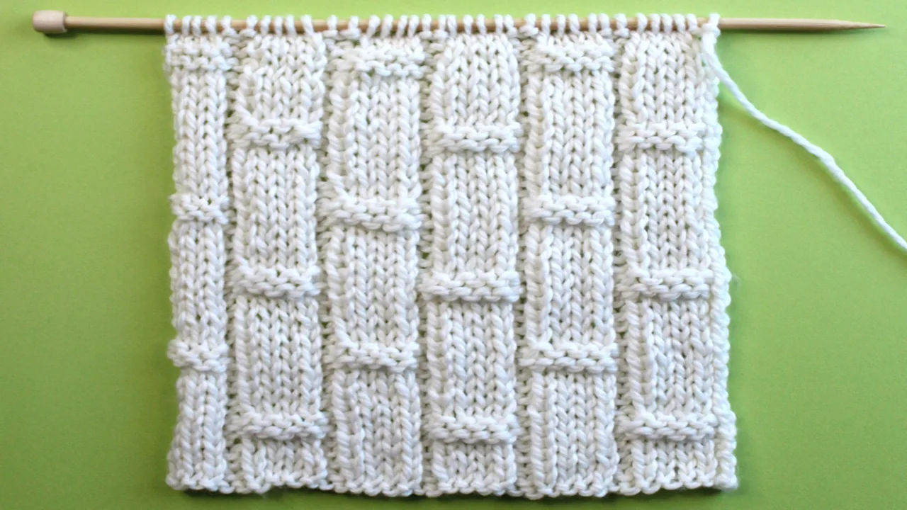 Baby Knitting Patterns with 4 Row Repeat - In the Loop Knitting