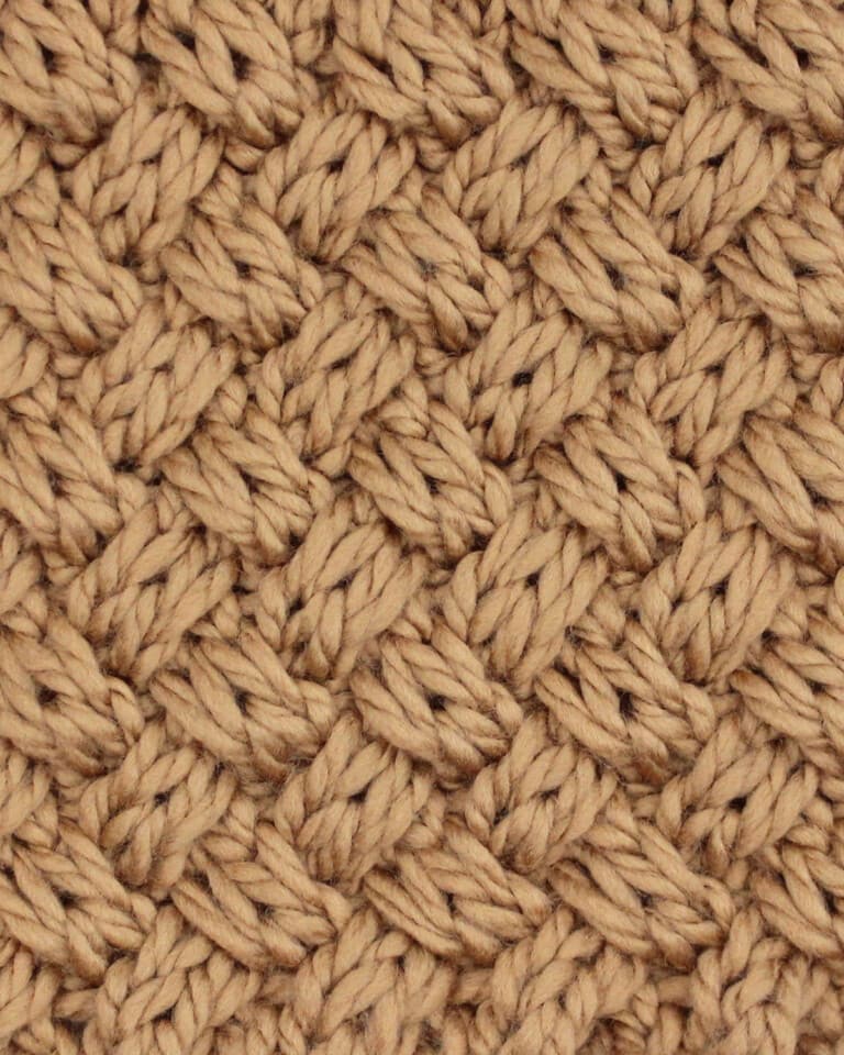 Diagonal Basket Weave Cable Stitch Knitting Pattern